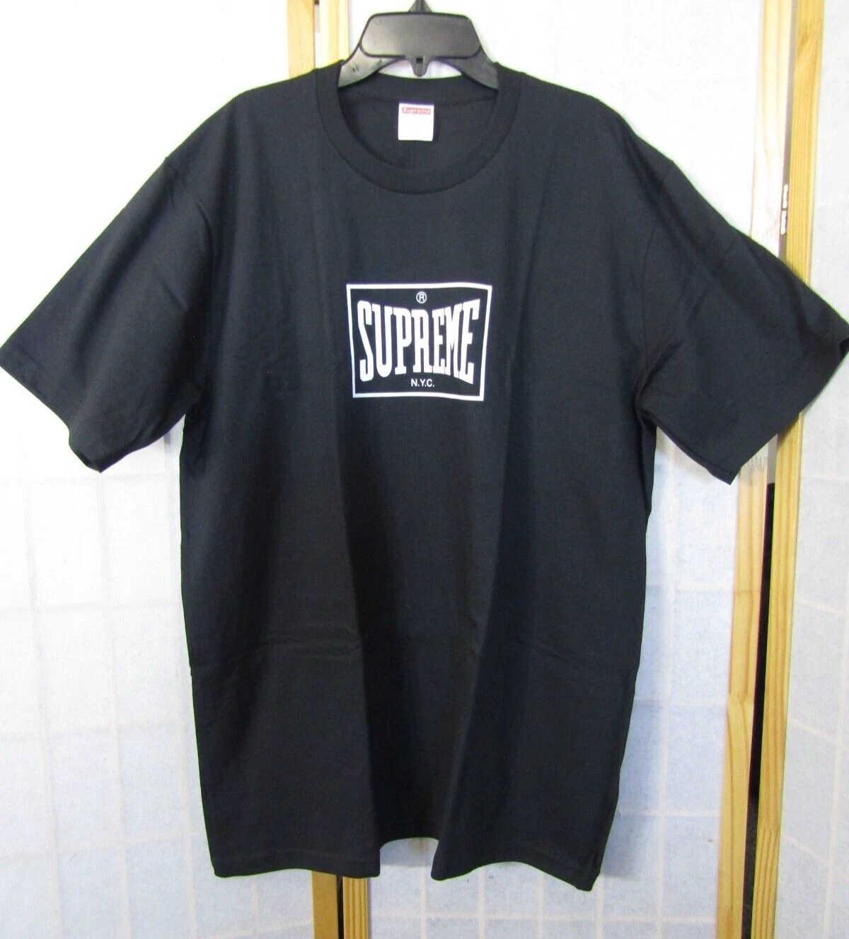 T shirt à manches courtes en coton noir graphique Supreme NYC Everlast homme taille L neuf dans sa boîte