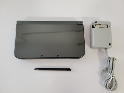 DUAL IPS Nintendo New 3DS LL XL Charger SD and Stylus Included USA