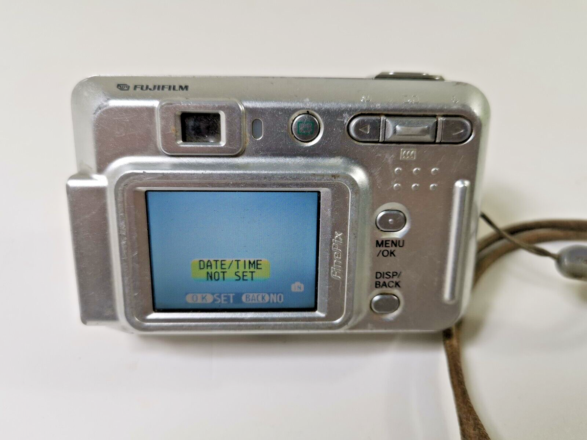 Fujifilm FinePix A500 5MP - Appareil Photo Numérique Compact - Occasion + Carte