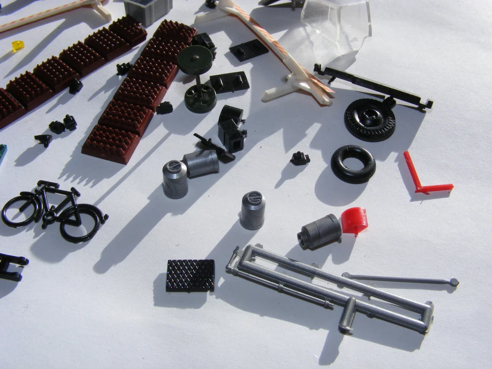 HO Wiking SES UB 80 LKW Busfahrer Teile Bastelteile Räder Fahrrad Konvolut - Bild 2 von 3