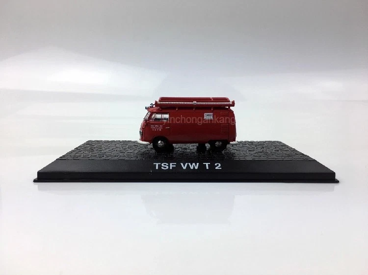 Atlas 1:72 TSF VW T 2 Fire Engine Diecast Metal Model - Image 2 of 4