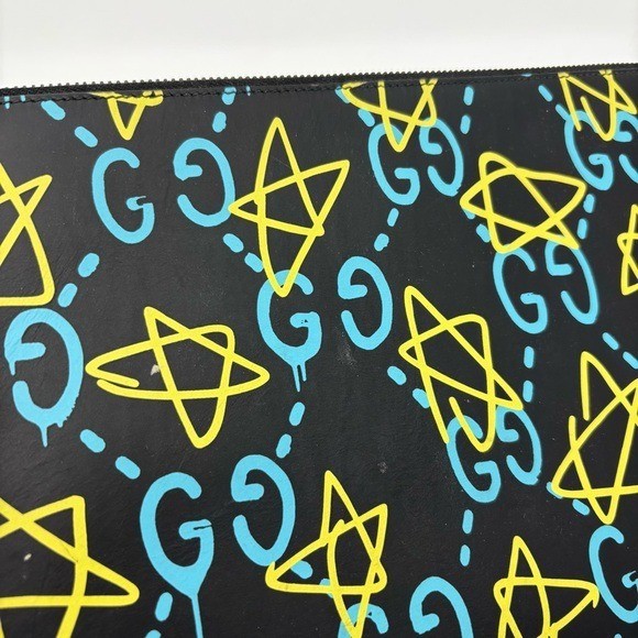 Gucci Ghost Graffiti Pouch - image 5