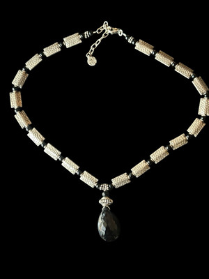 Signierte Joy 925 Kieselsteine Sterlingsilber Onyx Halskette Glas Träne Anhänger
