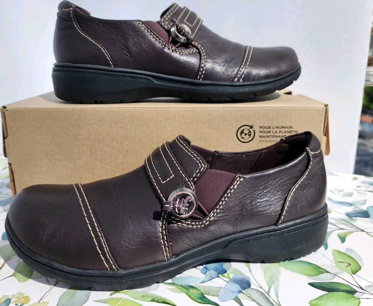 Mocassino slip on Clarks Collection taglia 7M pelle Carleigh perla marrone scuro