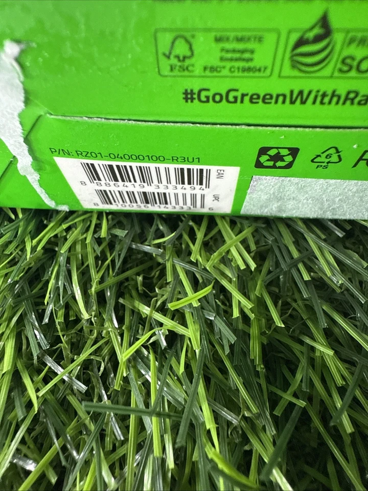 Razer Basilisk V3 Wired Gaming Mouse New In Box - Image 2 of 3