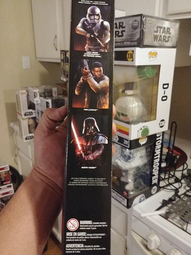 12" Kylo Ren Neu in OVP - Bild 2 von 3