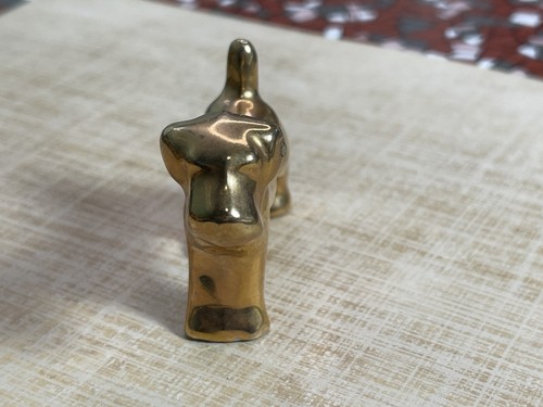 Miniature Vintage Porcelain Gold Dog - Picture 6 of 9