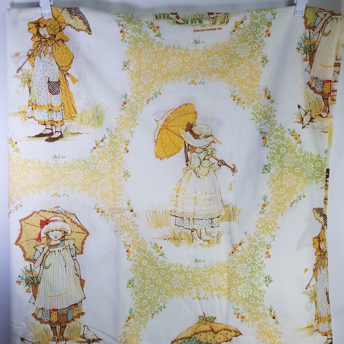 Vtg Holly Hobbie 69 x 72 Partial Curtain Panel Beige Blue