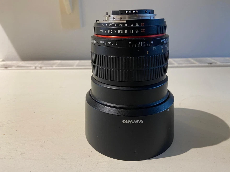 Samyang MF 85mm f/1.4 MK2 Telephoto Lens - Nikon Mount - Image 2 of 4
