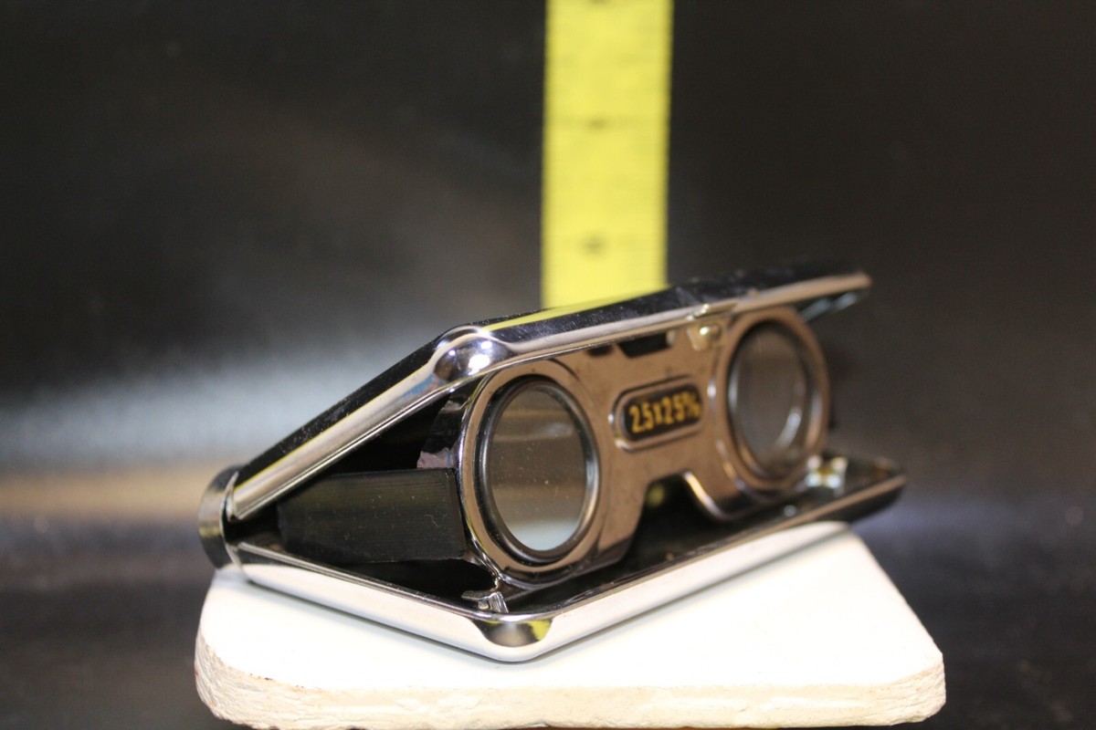 Eikow/Japan Coated Lens 2.5x25 m/m Colapseable Opera Glasses Eikow/Japan Coated Lens 2.5x25 m/m Colapseable Opera Glasses