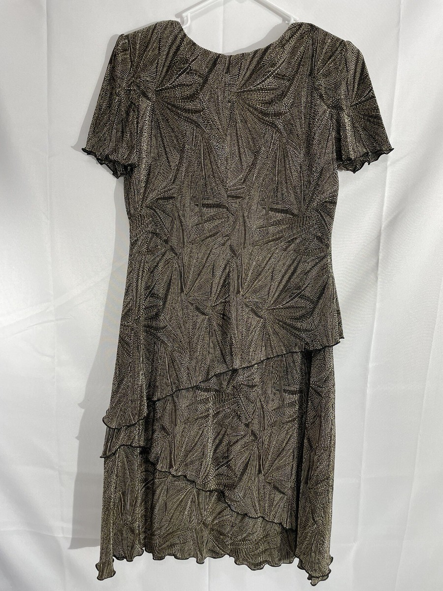 Formal Gown Connected Apparel Silver Dress Connected Apparel Dress Crinkle Pleats Tiered Layers Pullover Size 10 Formal Gown Connected Apparel Silver Dress Connected Apparel Dress Crinkle Pleats Tiered Layers Pullover Size 10