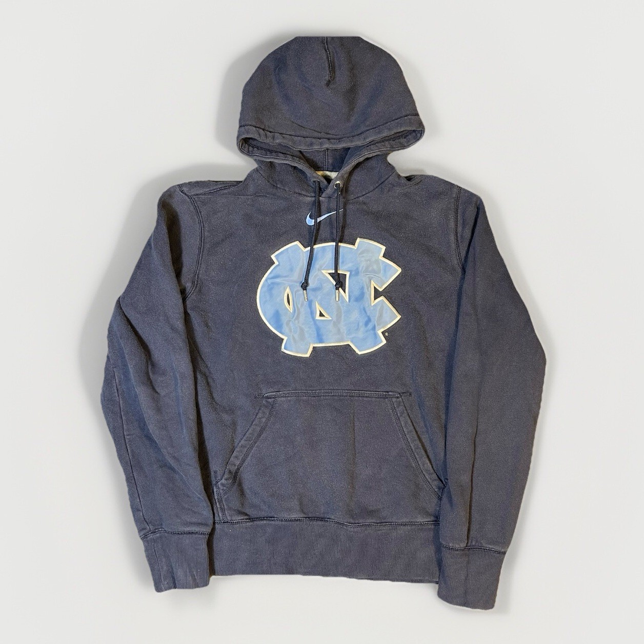 VINTAGE Y2K UNC North Carolina Nike Hoodie Sweatshirt Size M Center Swoosh