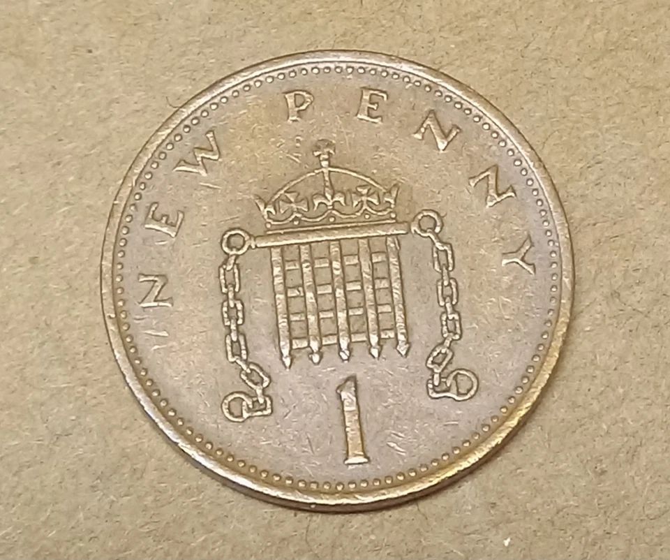 Centavo nuevo Reina Isabel II 1971 Foto 2 de 2