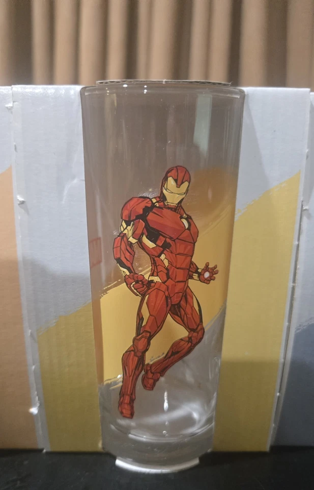 Juego completo de 4 vasos Marvel Character 2025 de 10 oz sin usar en caja Foto 3 de 4
