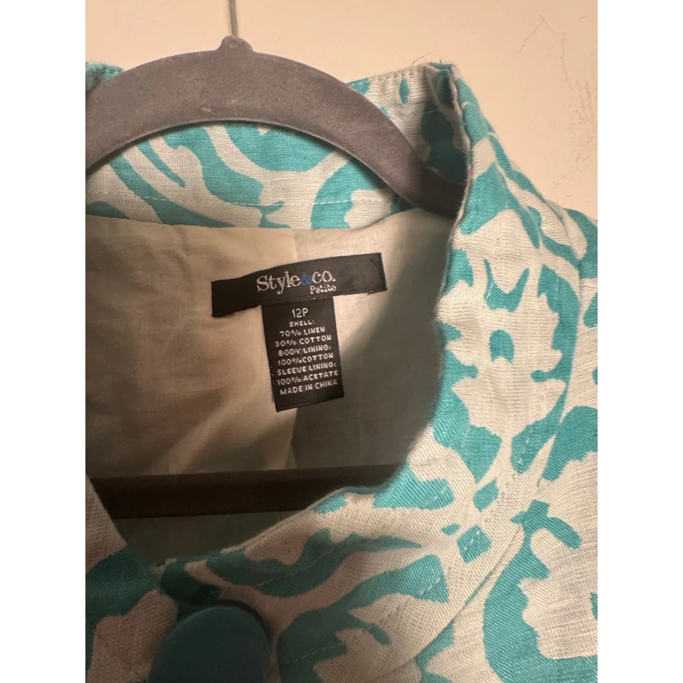 Style & Co Women’s Light Blue Blazer size 12P - Image 3 of 4