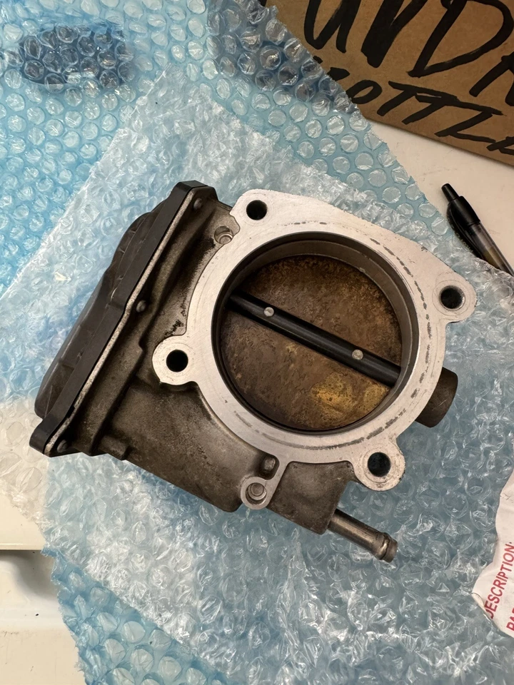 Carrocería del acelerador para Toyota Tundra 2005 2006 2007 2008 2009 4,7 L V8 Foto 2 de 3