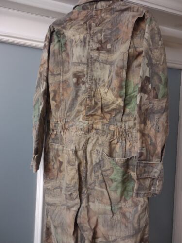 Cabela's Advantage Timber Camouflage Coveralls Size Medium Regular - Picture 3 of 4