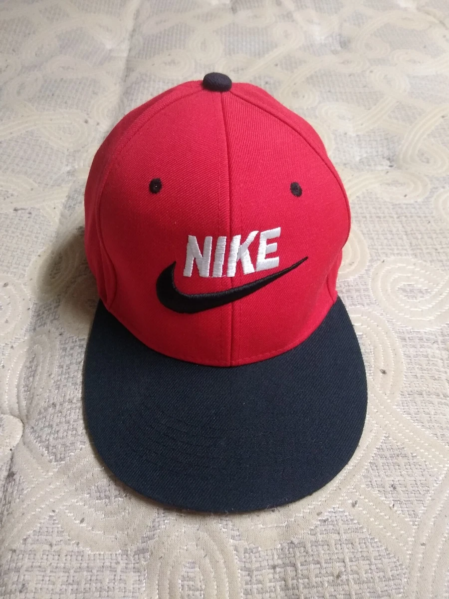 Nike red best sale and black hat