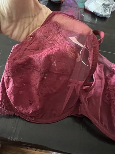 Dobreva Women’s Lace Bra Front Closer Plungy And Sexy See Through Deep Red # 5 - Picture 3 of 7