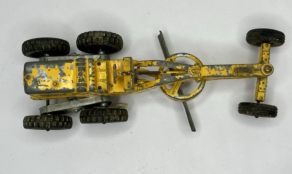 Vintage Hubley Kiddie Toy Road Grader Die Cast Toy No.481 - Made in U.S.A. - Image 3 of 4