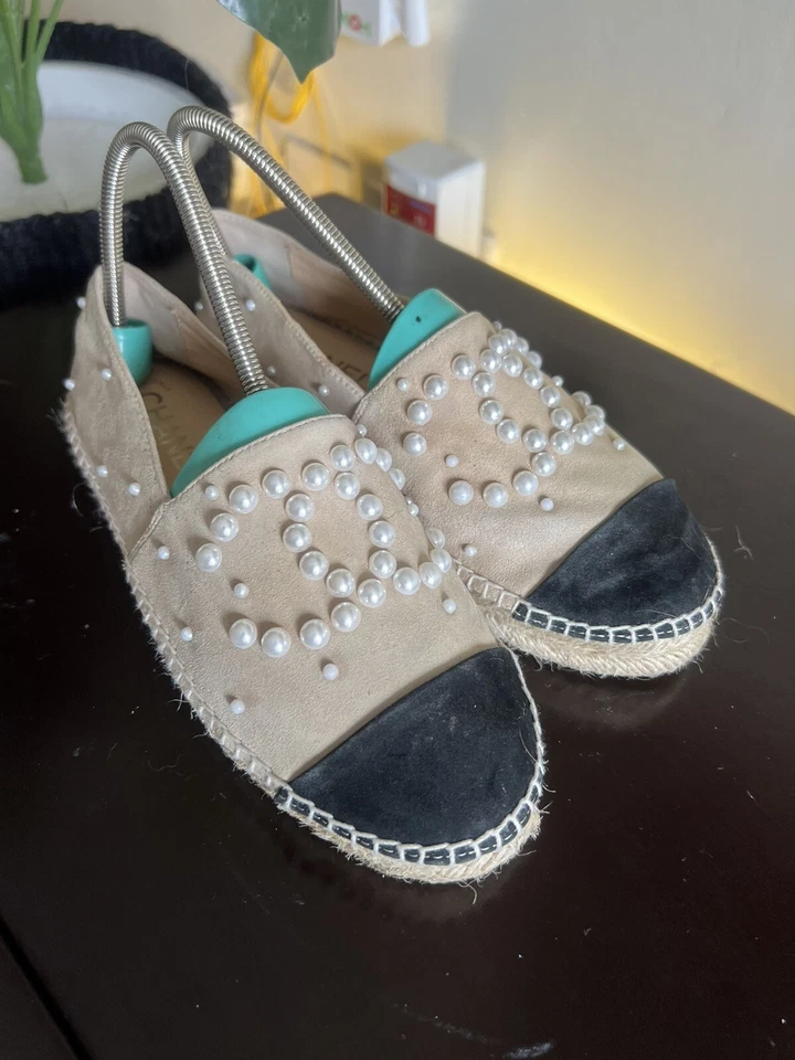 Alpargatas Chanel Gamuza Perla CC Beige Negro EU 36 || US 5.5 Foto 4 de 4