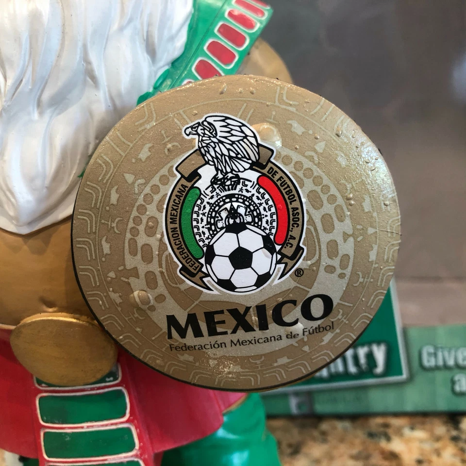 2011 MÉXICO Federación Mexicana de Fútbol AC Gnomo Estatua ((NotA Bobblehead)) Foto 2 de 4