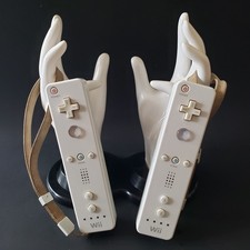 Lot Of 2 OEM Nintendo Wii White Standard Remote Wiimote Controllers