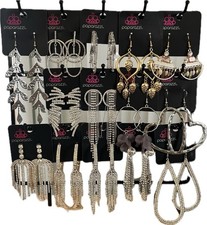 14 Piece Paparazzi Earring Lot. Variety of Gold, Silver, and Black Earrings. NWT