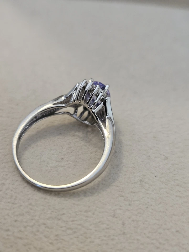 Anillo de oro de 10k con piedra amíttica y diamante tamaño 7, 2,9 gramos Foto 4 de 4