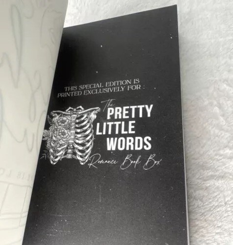 Nyla K Pretty Little Words Push Special Edition plus Lesezeichen - Bild 5 von 14