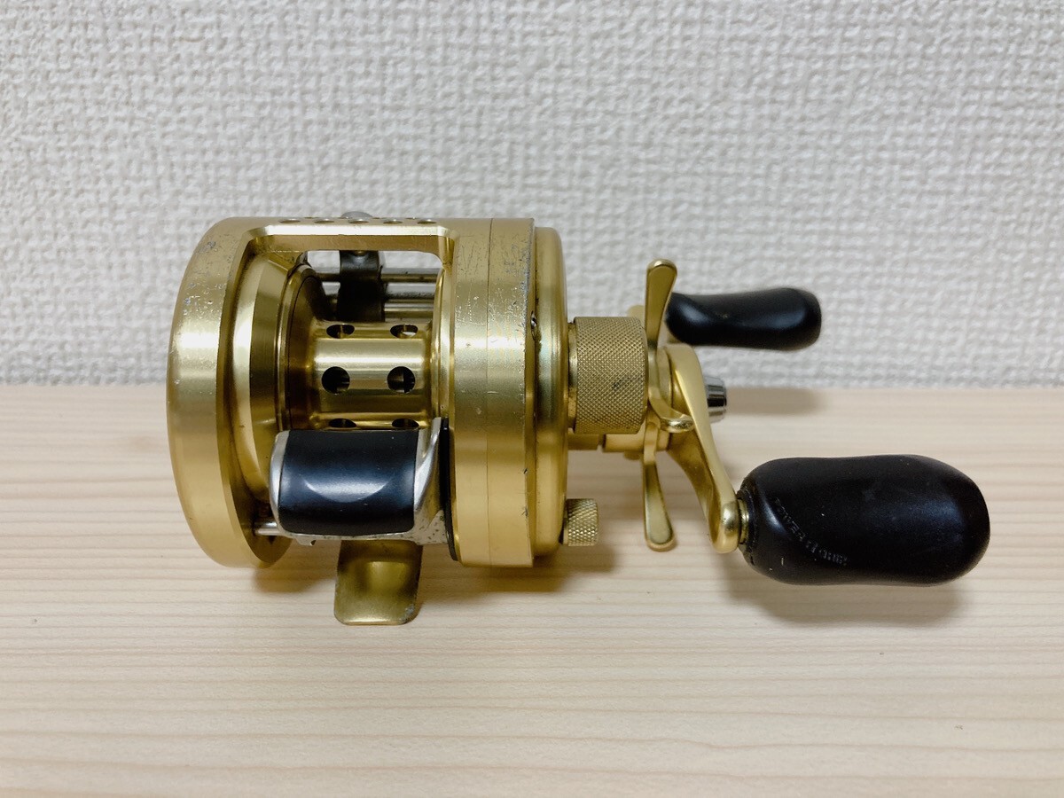 Baitcasting Reel 00 CALCUTTA CONQUEST 200 Right RH440200 #CR | eBay