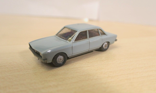 Wiking 1:87 - VW K 70, Lenkrad eingesetzt - hellblaugrau - 47/1 - (W8) - Bild 2 von 10