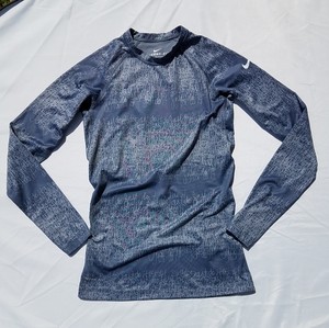 nike therma fit shirt