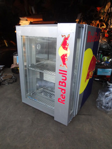 Redbull レッドブル 冷蔵庫 Baby Cooler 2020 Red Bull Mini Fridge