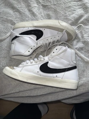 Nike Blazer Mid 77 Jumbo