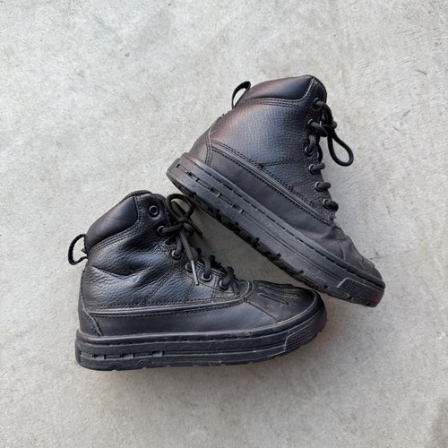 Nike Woodside schwarz auf schwarz 415079 001 ACG Duck Stiefel Größe 11C Jugend