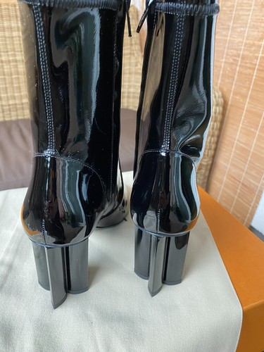 Louis Vuitton Damskie Sylwetki Botki Czarne Lakierowane Botki, rozm. 34,5 - Zdjęcie 2 z 14