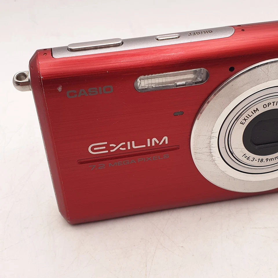 Casio Exilim 7.2 MP Red Digital Camera EX Z75 Bundle - 2gb SD, Battery - Image 3 of 4