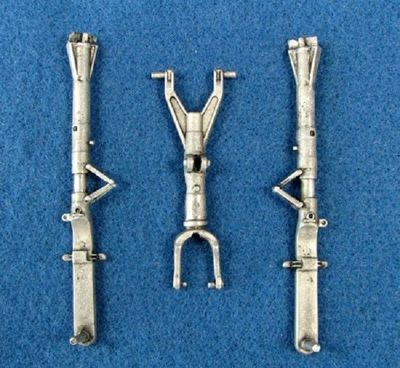 F-105 Landing Gear For 1/32nd Scale Trumpeter Model  SAC 32001A