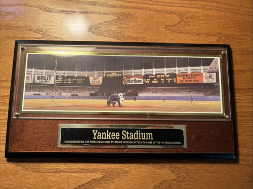 1994 YANKEE STADIUM COLLECTORS PLAGUE #1584/ REGGIE JACKSON'S 3 HR'S/ 1977 WS