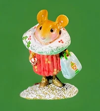 Wee Forest Folk M-574d Christmas Cupcake Treat. Limited Ed. Fast Free Shipping!