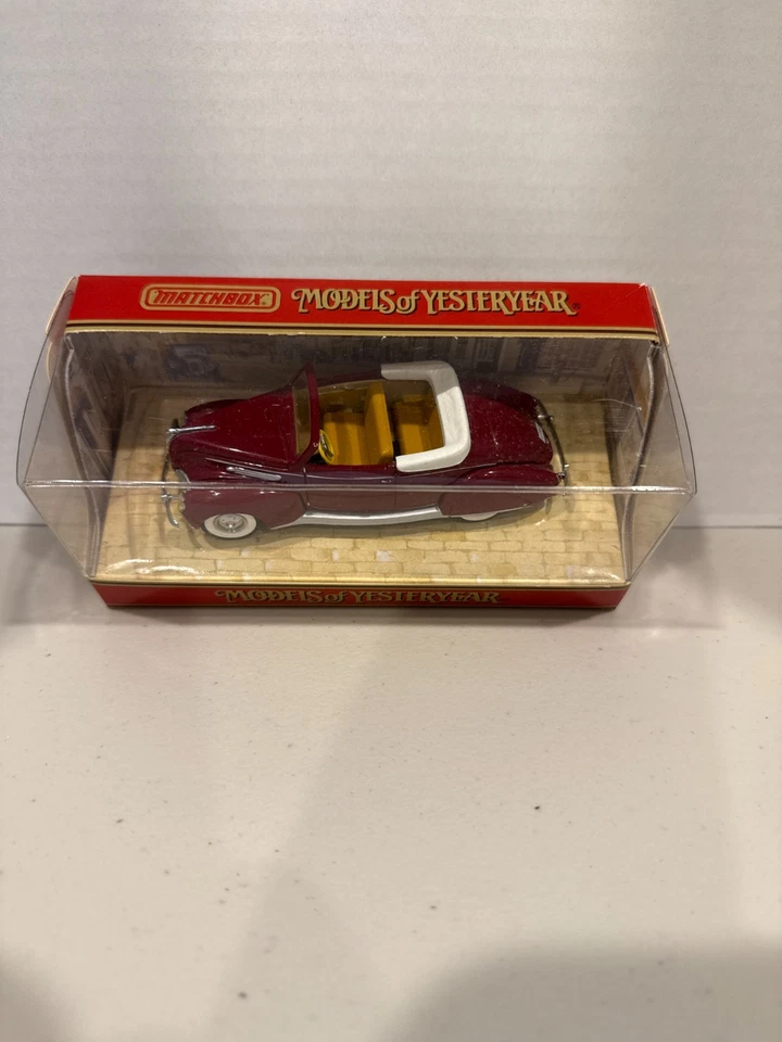 Vintage Matchbox Models of Yesteryear 1938 Lincoln Zephyr Die-Cast Cars - Image 2 of 4