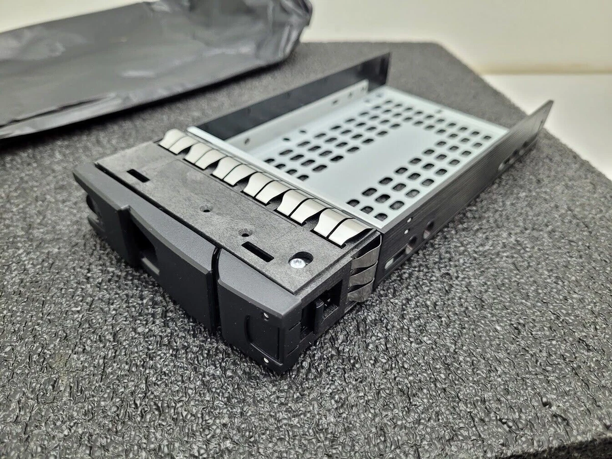 Caddy Hot-Swap 3,5" Pour Serveurs IBM System M4/M5 - Référence 00Y7409 / 69Y5284 - Reconditionné Garanti