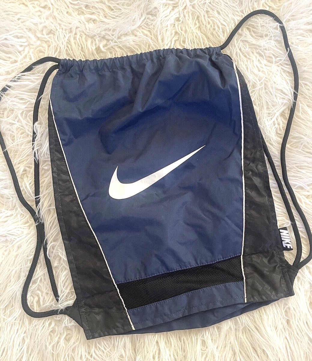 nike pull string backpack