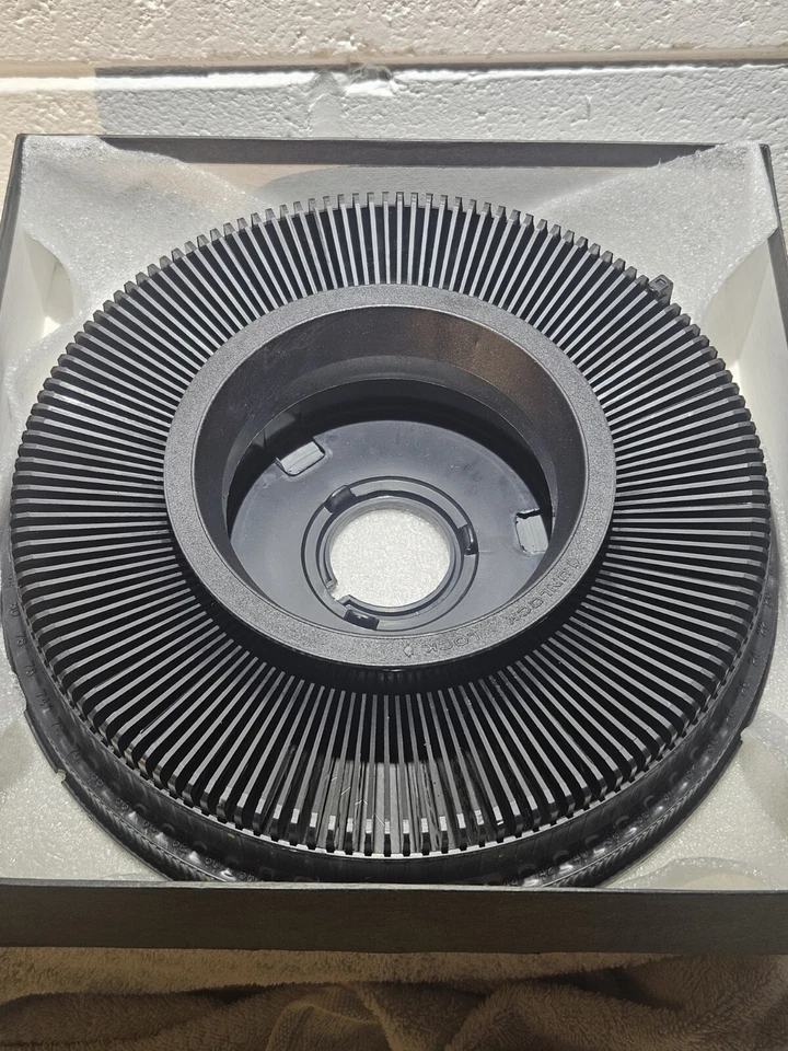 140 круглых выдвижных лотков для карусельных слайд-проекторов Kodak - Изображение 3 из 4