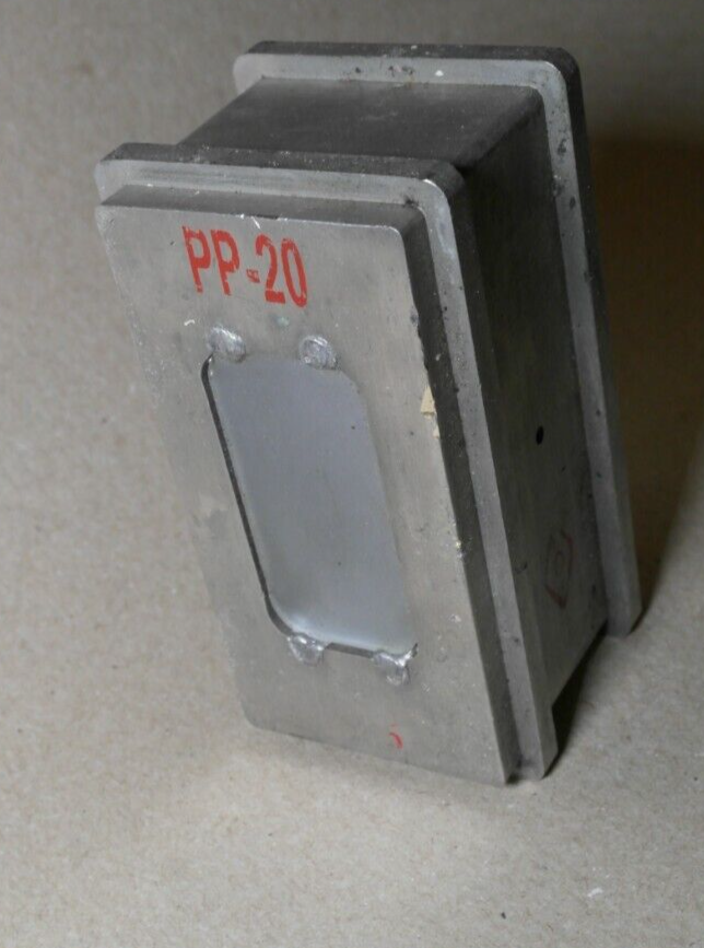 Picture 1 of 8