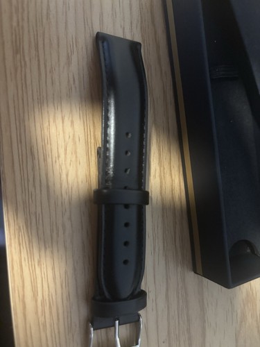 Daniel Wellington Black Leather Strap Band || DW 40mm Watch || Sheffield Bristol - Picture 5 of 5