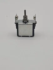 BENTLEY & ROLL ELECTRIC WINDOW LIFT SWITCH (UD11788)