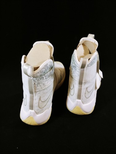 2016 NIKE id SoHo Exclusive LeBron James Zoom Soldier 10 X John Elliott Size 9 - Picture 13 of 24