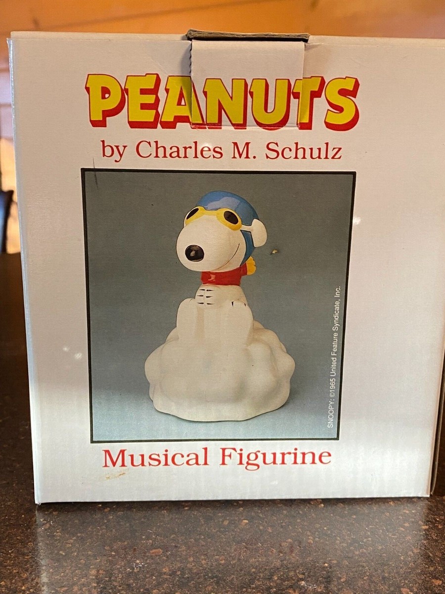 Vintage Peanuts: Willitts 9307 Snoopy Flying Ace Ceramic Vintage Peanuts: Willitts 9307 Snoopy Flying Ace Ceramic